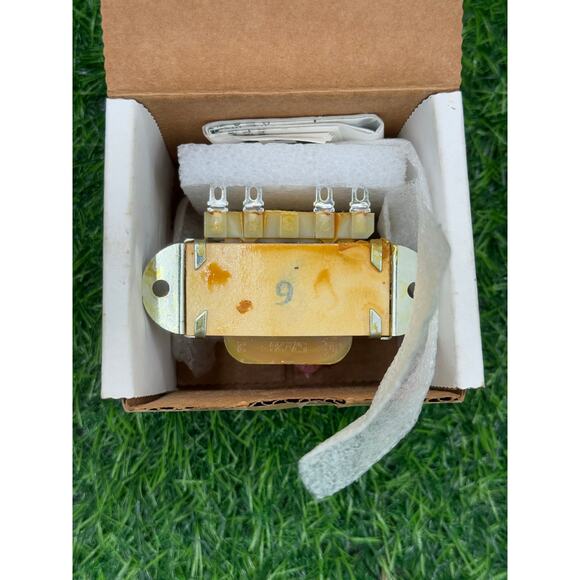 Hammond 186D28 Transformer-115/230VAC, 30VA, 28V C.T.@1.07A,186 Series - Picture 6 of 8